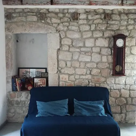 Mila Krk アパート *